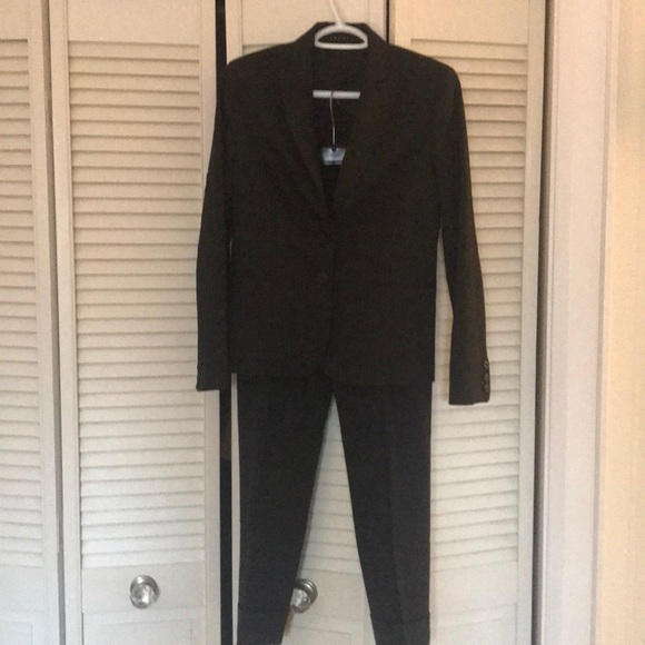 Theory Jacket and matching Pants - Picture 15 of 16